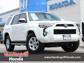 2019 Toyota 4Runner SR5 JTEZU5JR0K5205941 2019 Toyota 4Runner SR5