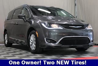 2018 Chrysler Pacifica Touring L 2C4RC1BG8JR132798 2018 Chrysler Pacifica Touring L