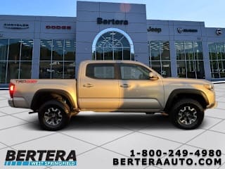 2019 Toyota Tacoma SR V6 5TFCZ5AN9KX180423 2019 Toyota Tacoma SR V6