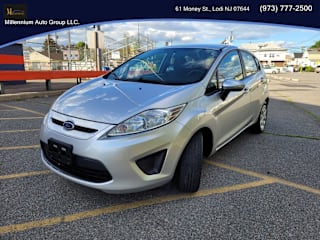 2013 Ford Fiesta SE 3FADP4EJ3DM182789 2013 Ford Fiesta SE