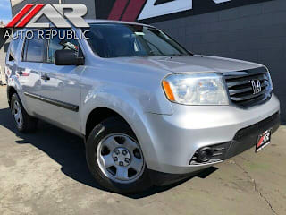 2014 Honda Pilot LX 5FNYF3H27EB026192 2014 Honda Pilot LX