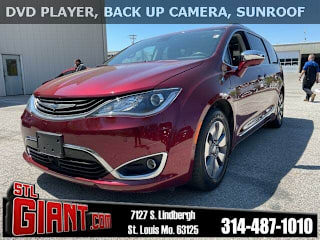2018 Chrysler Pacifica Hybrid Limited 2C4RC1N76JR213763 2018 Chrysler Pacifica Hybrid Limited