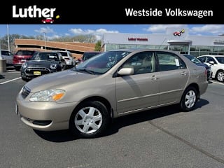 2005 Toyota Corolla LE 2T1BR32E45C448800 2005 Toyota Corolla LE