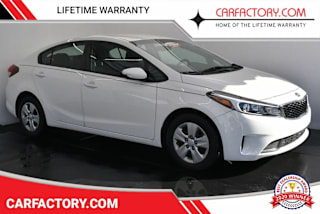 2017 Kia Forte LX 3KPFK4A73HE131157 2017 Kia Forte LX