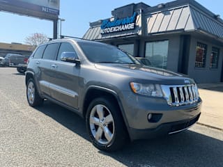 2011 Jeep Grand Cherokee 1J4RR6GT3BC588911 2011 Jeep Grand Cherokee