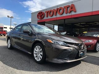 2020 Toyota Camry LE 4T1C11AK6LU863796 2020 Toyota Camry LE