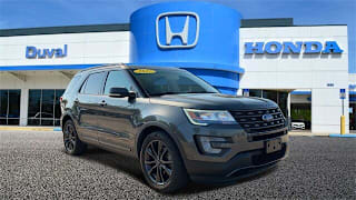 2017 Ford Explorer XLT 1FM5K7D84HGE19556 2017 Ford Explorer XLT