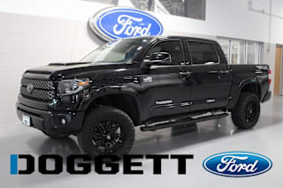 2019 Toyota Tundra SR5 5TFDY5F17KX807679 2019 Toyota Tundra SR5