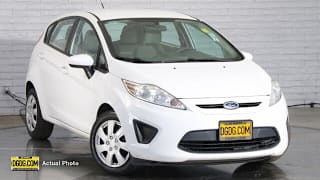 2013 Ford Fiesta S 3FADP4TJ0DM215637 2013 Ford Fiesta S