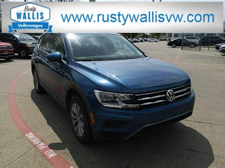 2019 Volkswagen Tiguan 3VV3B7AX5KM056822 2019 Volkswagen Tiguan