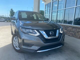 2018 Nissan Rogue S KNMAT2MV7JP534733 2018 Nissan Rogue S