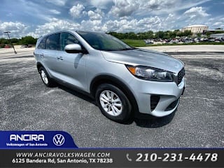 2019 Kia Sorento LX V6 5XYPG4A58KG554637 2019 Kia Sorento LX V6