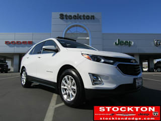 2018 Chevrolet Equinox LT 2GNAXJEV4J6122452 2018 Chevrolet Equinox LT