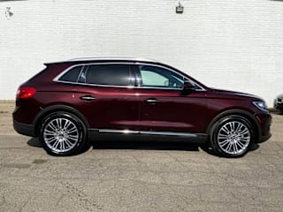2017 Lincoln MKX Reserve 2LMPJ6LR5HBL47553 2017 Lincoln MKX Reserve