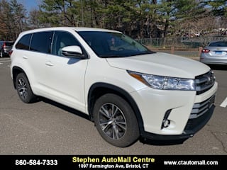 2018 Toyota Highlander LE 5TDBZRFH3JS887298 2018 Toyota Highlander LE