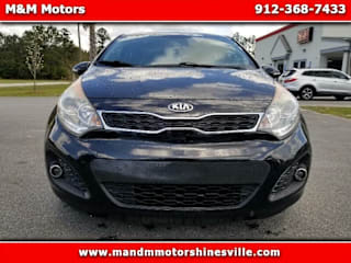 2015 Kia Rio 5-Door KNADN5A33F6427653 2015 Kia Rio 5-Door