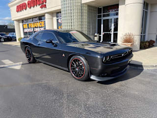 2016 Dodge Challenger 2C3CDZFJ2GH131592 2016 Dodge Challenger