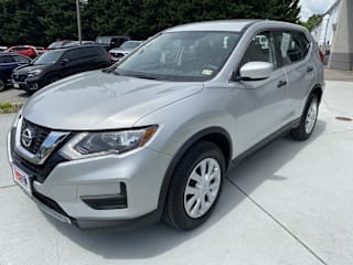 2017 Nissan Rogue S JN8AT2MV3HW011987 2017 Nissan Rogue S