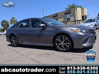 2018 Toyota Camry SE 4T1B11HK4JU043232 2018 Toyota Camry SE