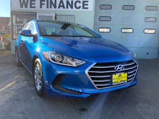 2017 Hyundai Elantra KMHD74LF7HU317844 2017 Hyundai Elantra