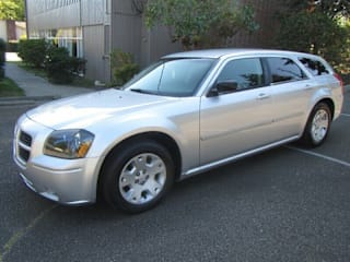 2006 Dodge Magnum SE 2D4FV47T56H370791 2006 Dodge Magnum SE