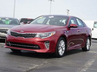 2018 Kia Optima 5XXGT4L37JG200280 2018 Kia Optima