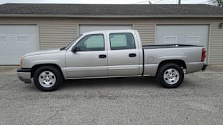 2005 Chevrolet Silverado 1500 LS 2GCEC13T951335407 2005 Chevrolet Silverado 1500 LS