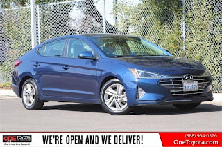 2019 Hyundai Elantra 5NPD84LF1KH423127 2019 Hyundai Elantra