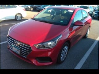 2019 Hyundai Accent SE 3KPC24A31KE072732 2019 Hyundai Accent SE