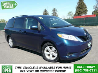 2011 Toyota Sienna LE 8-Passenger 5TDKK3DC8BS142668 2011 Toyota Sienna LE 8-Passenger