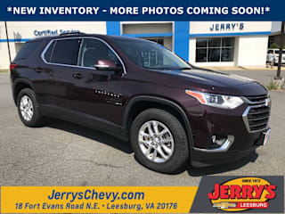 2018 Chevrolet Traverse LT Cloth 1GNEVGKW6JJ155723 2018 Chevrolet Traverse LT Cloth