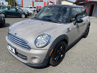 2012 MINI Cooper Base WMWSU3C56CT264314 2012 MINI Cooper Base