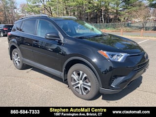 2018 Toyota RAV4 LE 2T3BFREV5JW766240 2018 Toyota RAV4 LE