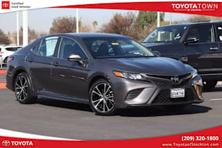 2019 Toyota Camry SE 4T1B11HK2KU227442 2019 Toyota Camry SE