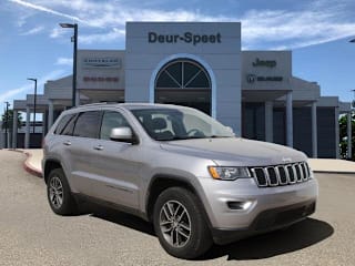 2018 Jeep Grand Cherokee Laredo 1C4RJFAGXJC492670 2018 Jeep Grand Cherokee Laredo