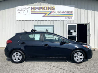 2017 Kia Forte5 LX KNAFK5A81H5714057 2017 Kia Forte5 LX