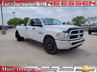 2014 Ram Pickup 3500 3C63RPGL9EG108039 2014 Ram Pickup 3500