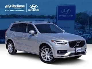 2016 Volvo XC90 T6 Momentum YV4A22PK3G1021105 2016 Volvo XC90 T6 Momentum