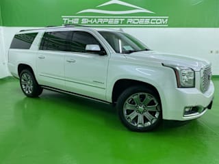 2016 GMC Yukon XL Denali 1GKS2HKJXGR340032 2016 GMC Yukon XL Denali