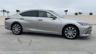 2019 Lexus ES 300h Base JTHB21B19K2007808 2019 Lexus ES 300h Base