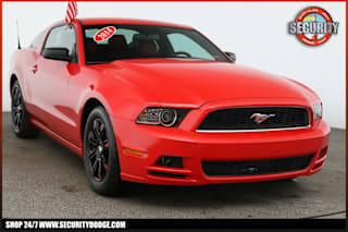 2014 Ford Mustang V6 1ZVBP8AM6E5305594 2014 Ford Mustang V6