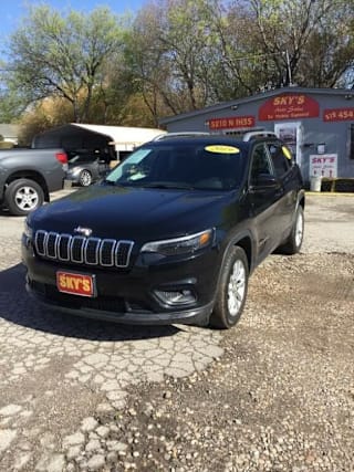 2019 Jeep Cherokee Latitude 1C4PJLCB0KD215822 2019 Jeep Cherokee Latitude