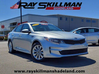 2018 Kia Optima LX 5XXGT4L33JG251775 2018 Kia Optima LX