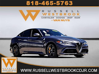 2017 Alfa Romeo Giulia Quadrifoglio Base ZARFAEAV6H7545997 2017 Alfa Romeo Giulia Quadrifoglio Base