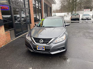 2018 Nissan Altima 2.5 SR 1N4AL3AP3JC135147 2018 Nissan Altima 2.5 SR