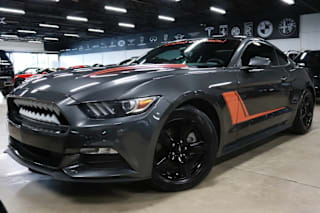 2016 Ford Mustang V6 1FA6P8AM7G5205176 2016 Ford Mustang V6