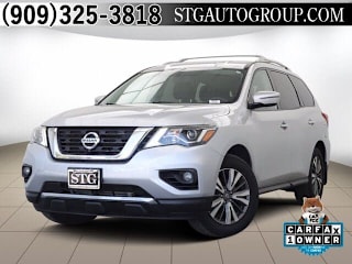 2017 Nissan Pathfinder SV 5N1DR2MN0HC685003 2017 Nissan Pathfinder SV