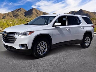 2018 Chevrolet Traverse LT Cloth 1GNEVGKWXJJ131022 2018 Chevrolet Traverse LT Cloth