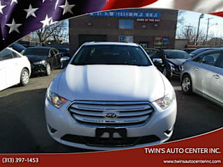 2013 Ford Taurus 1FAHP2F88DG128061 2013 Ford Taurus