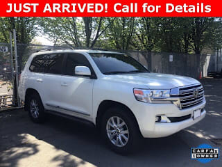 2016 Toyota Land Cruiser JTMCY7AJ9G4044278 2016 Toyota Land Cruiser